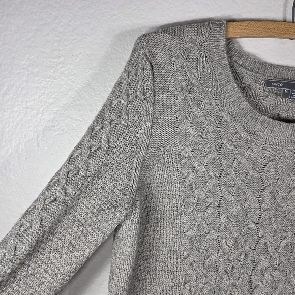 Vince Grey Colorblock Cable Knit Crewneck Sweater Size M Yak & Wool Blend - Picture 4 of 16